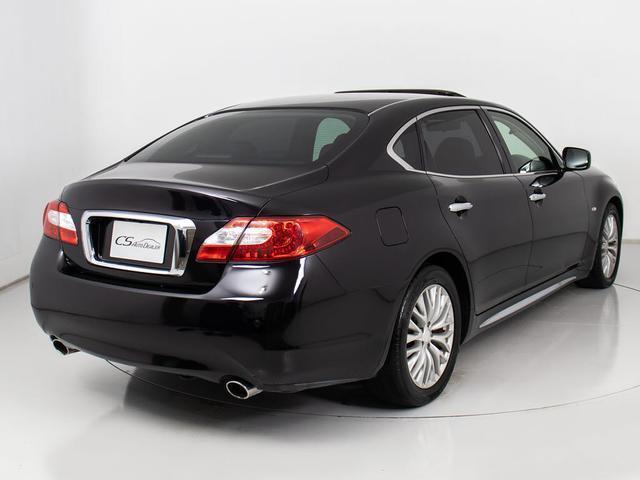 シーマ ハイブリッド VIP (禁煙車)(新品タイヤ)(サンルーフ)(インテリジェントクルーズ)(エマージェンシーブレーキ)(クリアランスソナー)(黒本革)(シートヒーター)(エアシート)(後席コントロールパネル)(HDDナビ)(19枚目)