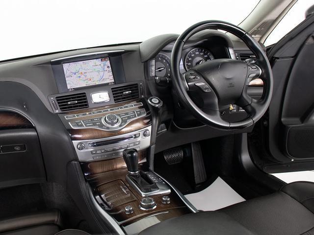 シーマ ハイブリッド VIP (禁煙車)(新品タイヤ)(サンルーフ)(インテリジェントクルーズ)(エマージェンシーブレーキ)(クリアランスソナー)(黒本革)(シートヒーター)(エアシート)(後席コントロールパネル)(HDDナビ)(35枚目)