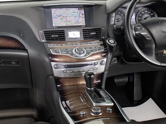 シーマ ハイブリッド VIP (禁煙車)(新品タイヤ)(サンルーフ)(インテリジェントクルーズ)(エマージェンシーブレーキ)(クリアランスソナー)(黒本革)(シートヒーター)(エアシート)(後席コントロールパネル)(HDDナビ)(36枚目)