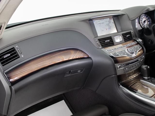 シーマ ハイブリッド VIP G (禁煙車)(ワンオーナー)(後期型)(BOSEサウンド)(リアエンター)(エマージェンシーブレーキ)(インテリジェントクルーズ)(アラウンドビュー)(黒本革)(オットマン)(クリアランスソナー)(34枚目)