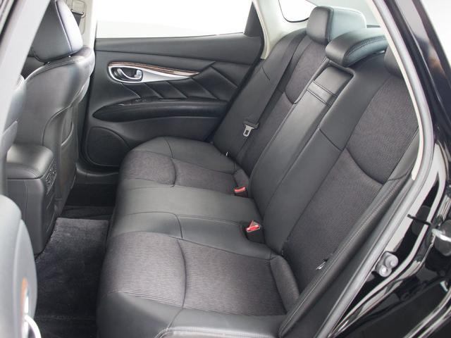 フーガ ２５０ＧＴ　（禁煙車）（後期型）（アラウンドビュー）（インテリジェントクルーズ）（エマージェンシーブレーキ）（クリアランスソナー）（ブラックハーフレザー）（助手席オットマン）（ＨＤＤナビ）（ＢＳＩ）（ＲＥＧＮＯ）（30枚目）