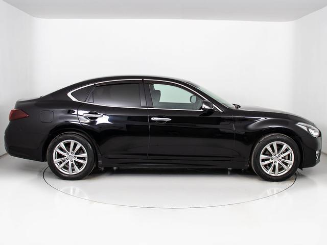 フーガ ２５０ＧＴ　（禁煙車）（後期型）（アラウンドビュー）（インテリジェントクルーズ）（エマージェンシーブレーキ）（クリアランスソナー）（ブラックハーフレザー）（助手席オットマン）（シートメモリー）（ＨＤＤナビ）（20枚目）