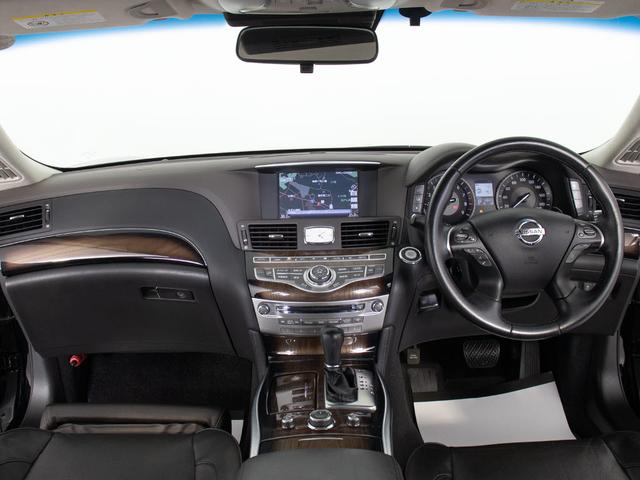 シーマ ハイブリッド　ＶＩＰ　（禁煙車）（サンルーフ）（ＢＯＳＥサウンドスピーカー）（黒本革）（インテリジェントクルーズ）（エマージェンシーブレーキ）（後席コントロールパネル）（冷暖房シート）（助手席オットマン）（ＨＤＤナビ）（29枚目）