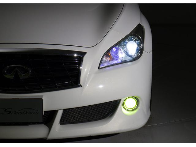 �t�����g�r���[�̑��݊����������������I�I�w�b�h���C�g�͎��E�ǍD�̃��C�g�A����Ƀt�H�O���C�g���ځB�f�U�C�����������̂������ł��B