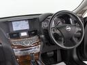★使いやすさや安全性を追求したステアリング周り!高級車ゆえにスイッチ類が多いのも特徴ですね!考え尽くされた配置ですぐに使いこなす事が出来ますのでご安心下さい!是非、体感してみて下さい!!