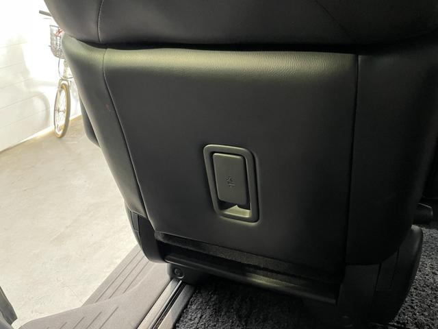 250ハイウェイスターアーバンクロム アルパインナビ アルパインフリップダウンモニター Bluetooth バックカメラ ETC オットマン 両側パワースライド 社外20インチアルミホイール 木目パネル ロールサンシェード(51枚目)