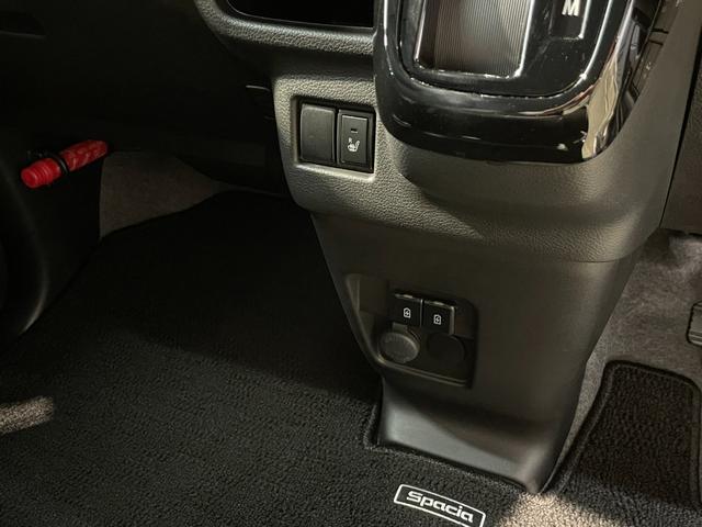 スペーシアカスタム ハイブリッドXSターボ 8インチナビ ETC 両側パワースライド ヘッドアップディスプレイ 前後ドラレコ バックカメラ サーキュレーター ロールサンシェード 背面テーブル オートエアコン 15インチアルミホイール USB(22枚目)