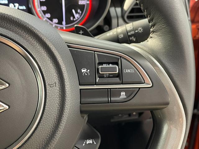 スイフト ハイブリッドRS 8インチナビ 前後ドラレコ バックカメラ ETC 純正16インチアルミホイール スズキセーフティサポート 純正フロアマット パドルシフト クルーズコントロール サイドバイザー フューエルリッドカバー(12枚目)