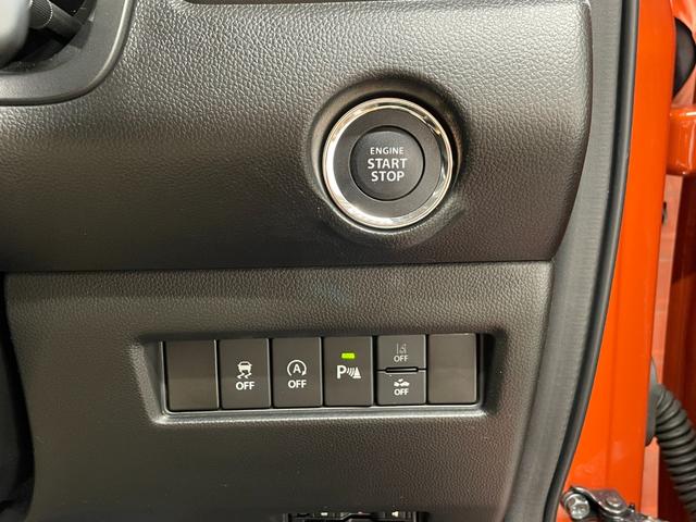 スイフト ハイブリッドRS 8インチナビ 前後ドラレコ バックカメラ ETC 純正16インチアルミホイール スズキセーフティサポート 純正フロアマット パドルシフト クルーズコントロール サイドバイザー フューエルリッドカバー(17枚目)