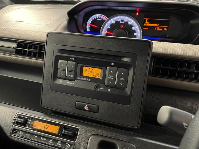 ワゴンR FX FX(4名) 試乗車 禁煙車 CDチューナー キーフリー オートエアコン シートヒーター プッシュスタート オートライト スズキセーフティ ラジオ(16枚目)