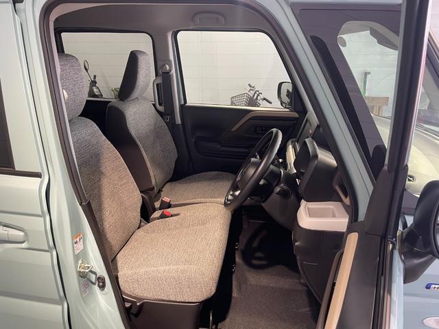 スペーシア ハイブリッドＧ　スズキセーフティー　プッシュスタート　キーフリー　オートエアコン　ステアリングリモコン　スライドドア　オートライト　レベライザー　禁煙車　高年式　試乗車（10枚目）