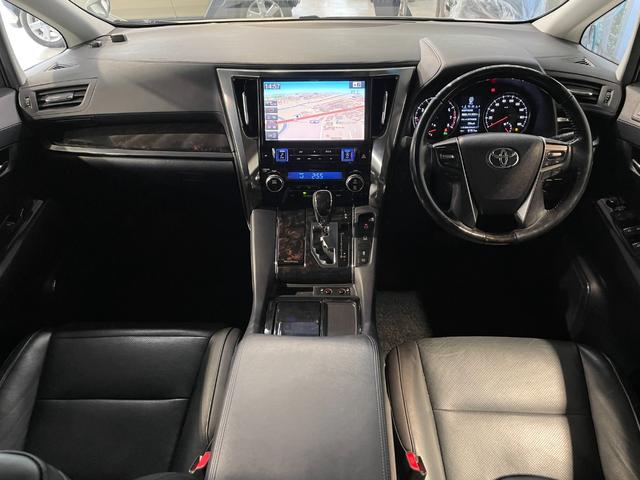 ヴェルファイア ２．５Ｚ　Ｇエディション　サンルーフアルパインナビ　フリップダウン　ＥＴＣ　バックカメラ　ドラレコ　シートヒーター　純正１８インチアルミホイール　革シート　　パワーバックドア　パワーシート　オットマン　ナノイー　ＡＣ１００Ｖ（10枚目）