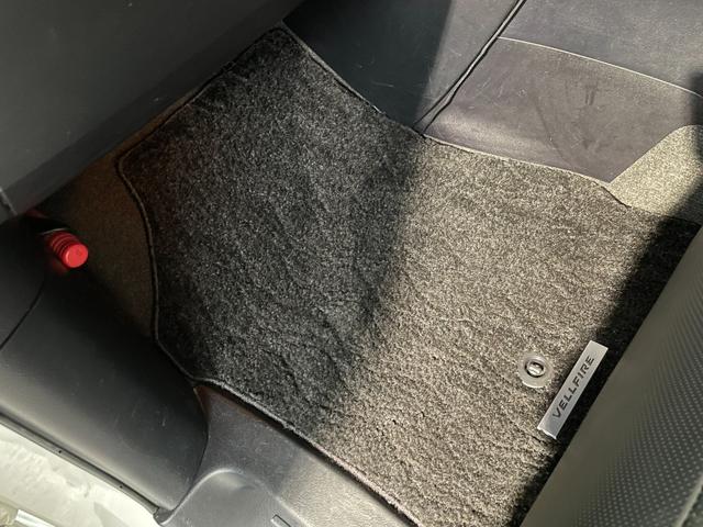 ヴェルファイア ２．５Ｚ　Ｇエディション　サンルーフアルパインナビ　フリップダウン　ＥＴＣ　バックカメラ　ドラレコ　シートヒーター　純正１８インチアルミホイール　革シート　　パワーバックドア　パワーシート　オットマン　ナノイー　ＡＣ１００Ｖ（46枚目）