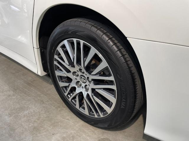 ヴェルファイア ２．５Ｚ　Ｇエディション　サンルーフアルパインナビ　フリップダウン　ＥＴＣ　バックカメラ　ドラレコ　シートヒーター　純正１８インチアルミホイール　革シート　　パワーバックドア　パワーシート　オットマン　ナノイー　ＡＣ１００Ｖ（53枚目）