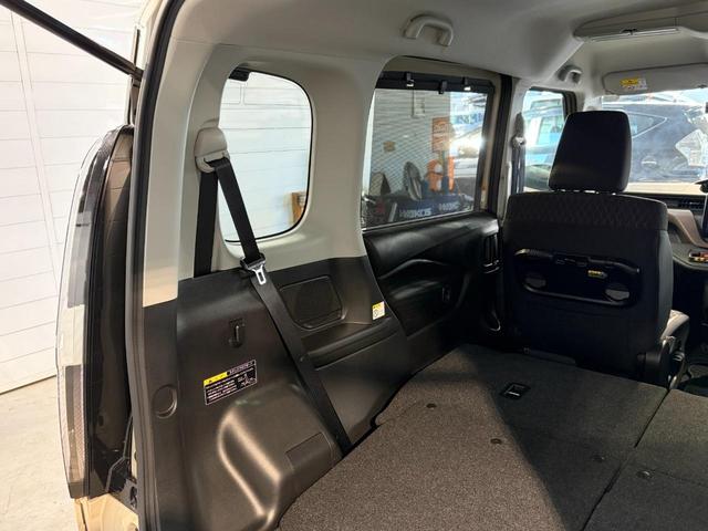 �ŐV�̍݌ɏ󋵂͂��d�b�ł��₢���킹����������