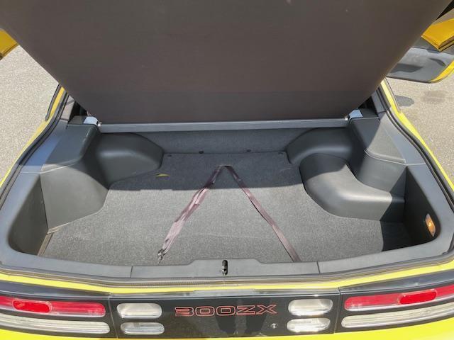 NISSAN FAIRLADY Z 300ZX | 1998 | YELLOW | 63600 km | details NISSAN FAIRLADY Z 300ZX | 1998 | YELLOW | 63600 km | details