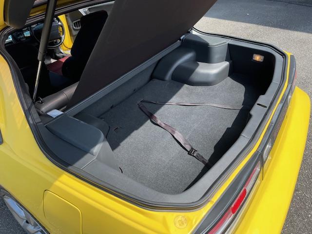 NISSAN FAIRLADY Z 300ZX | 1998 | YELLOW | 63600 km | details NISSAN FAIRLADY Z 300ZX | 1998 | YELLOW | 63600 km | details