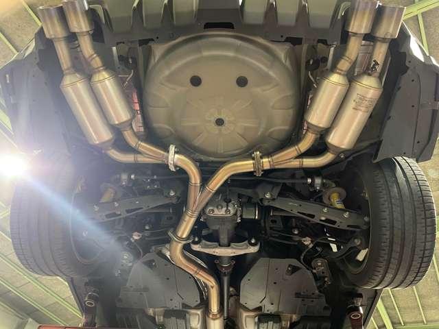 ＷＲＸ ＳＴＩ ＳＴＩ　タイプＳ　アドバンスドセイフティパッケージ　ＲＯＷＥＮマフラー・テールライト　ＳＴＩリップ　ＲＥＣＡＲＯシート　１オーナー　ナビＴＶ　前後横カメラ　ドラレコ　ＥＴＣ　ブラインドスポットモニター　オートハイビーム（12枚目）