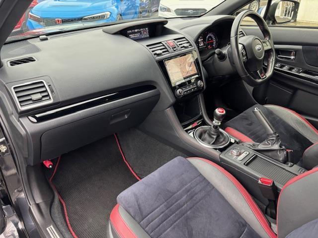 ＷＲＸ ＳＴＩ ＳＴＩ　タイプＳ　アドバンスドセイフティパッケージ　ＲＯＷＥＮマフラー・テールライト　ＳＴＩリップ　ＲＥＣＡＲＯシート　１オーナー　ナビＴＶ　前後横カメラ　ドラレコ　ＥＴＣ　ブラインドスポットモニター　オートハイビーム（14枚目）
