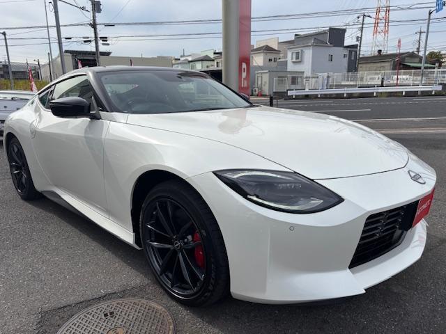 フェアレディZ バージョンST MY25 黒内装 SOSコール ナビTV バックカメラ BOSE エマージェンジーブレーキ 衝突軽減ブレーキ リアトラフィックアラート レーンキープ ETC2.0(5枚目)