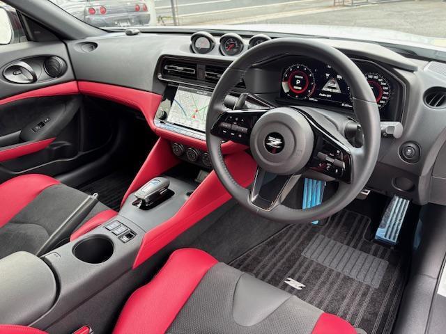 フェアレディZ バージョン T 1オーナー エマージェンシーブレーキ BOSEサウンド シートヒーター LKA ACC ナビTV バックカメラ ETC2.0(3枚目)