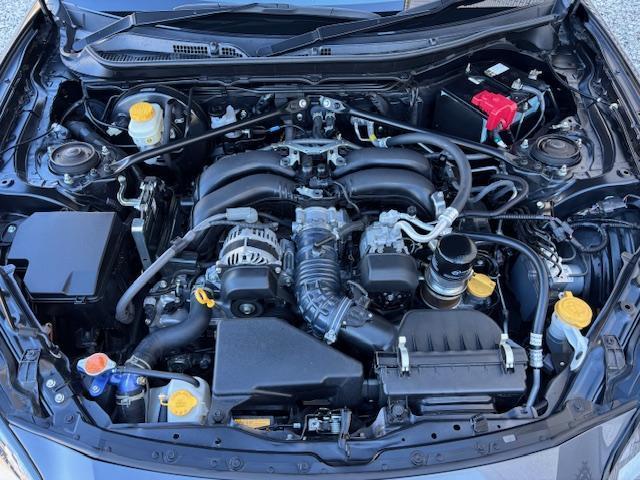 GR86 RC CUSCOクラッチ Defiメーター TOMEIシフトノブ GRエアロスタビライジングカバー momoステアリング WorksBellクイックリリース・SRDKit ナビTV バックカメラ ETC(9枚目)