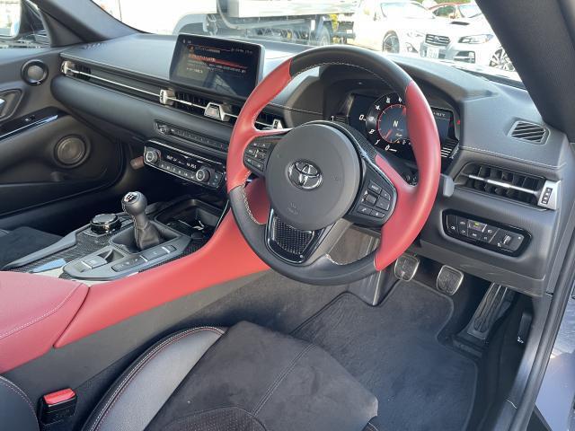 スープラ ＲＺ　ドラレコ　ＥＴＣ　ナビＴＶ　バックカメラ　プリクラッシュセーフティ　ＢＳＭ　キープレーン　シートヒーター　パワーシート　クリアランスソナー　スマートキー（3枚目）