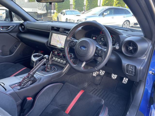 BRZ S STIパフォーマンスアルミ・マフラー・コンプリートKIT ドラレコ ETC2.0 メモリーナビTV バックカメラ シートヒーター(3枚目)