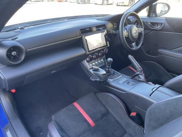 BRZ S STIパフォーマンスアルミ・マフラー・コンプリートKIT ドラレコ ETC2.0 メモリーナビTV バックカメラ シートヒーター(12枚目)