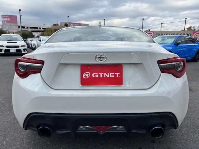 ８６ ＧＴ　ＴＯＭＳエアロ　５ＺＩＧＥＮマフラー　ナビＴＶ　ＥＴＣ（8枚目）
