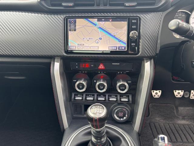 ８６ ＧＴ　ＴＯＭＳエアロ　５ＺＩＧＥＮマフラー　ナビＴＶ　ＥＴＣ（13枚目）