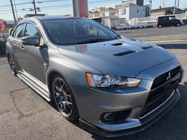 ランサー エボリューション　ファイナルエディション　ＨＫＳ車高調・キャタライザー　ＣＨＡＲＧＥ　ＳＰＥＥＤリップ　ＣＯＬＴＳＰＥＥＤカーボンエアインテーク　Ｄｅｆｉメーター　ナビＴＶ（5枚目）