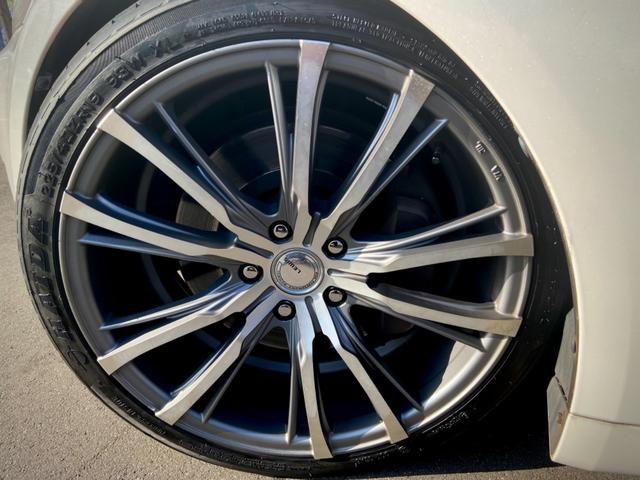 IS350 バージョンL 全部付き・サンルーフ・本革・19AW・新品テイン車高調・HDDナビ・地デジTV・走行中可・AUX音楽・プレミアムサウンド・バックカメラ・ETC・シートヒーター/クーラ・パワーシート・クルコン・カスタム(4枚目)