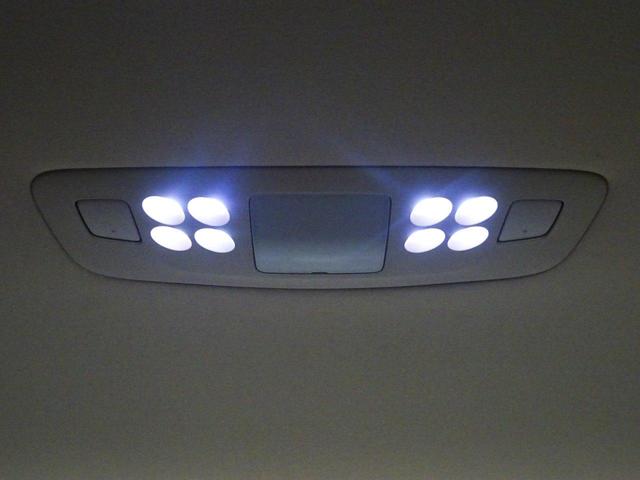 IS350 バージョンL 全部付き・サンルーフ・本革・19AW・新品テイン車高調・HDDナビ・地デジTV・走行中可・AUX音楽・プレミアムサウンド・バックカメラ・ETC・シートヒーター/クーラ・パワーシート・クルコン・カスタム(42枚目)