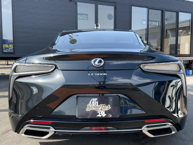 LC500h 1オーナー・ハイブリッド・アルカンターラ本革・OP21AW・カーボンルーフ・スピンドルグリル・3眼LEDヘッド・リアフォグ・大型SDナビ・地TV・Bカメラ・ETC2.0・安全装備・BSM・低走行(27枚目)