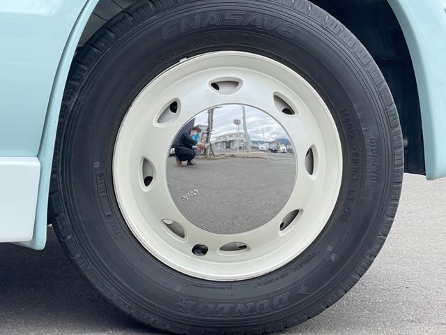 エブリイ スズキ ｐａ フレンチバス仕様 ヴィンテージバン正規フレンチタイプ ｖｅｎｐｌａキューティーホイールカバー 両側スライドドア 丸形ヘッドライト ４ナンバー ツートンカラー ドラレコ ｅｔｃ ｆｍ ａｍラジオ シガーソケット