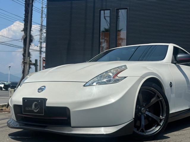 NISSAN FAIRLADY Z NISMO | 2013 | PEARL WHITE | 62451 km NISSAN FAIRLADY Z NISMO | 2013 | PEARL WHITE | 62451 km