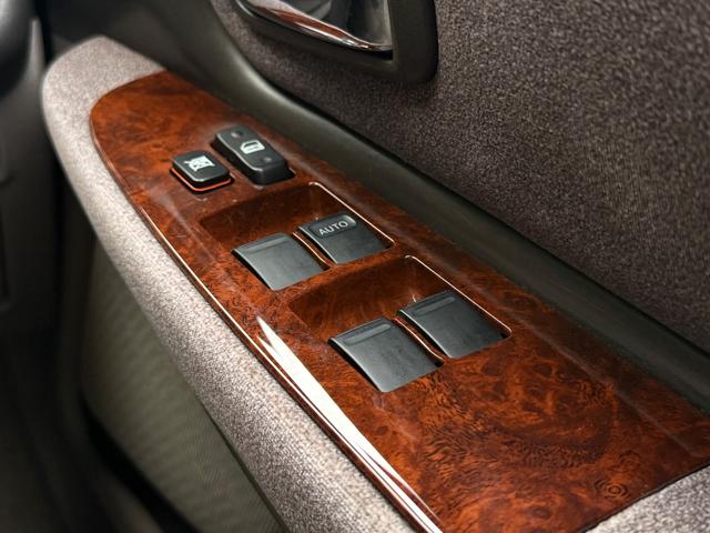 マークII グランデ■後期型■純正５速マニュアル■修復歴無し　■マークＩＩグランデトラント純正１５ＡＷ■１Ｇエンジン■パワーシート■ＥＴＣ■純正ＣＤデッキ■キーレス■ウッド調コンビハンドル■スペアタイヤ有り（12枚目）
