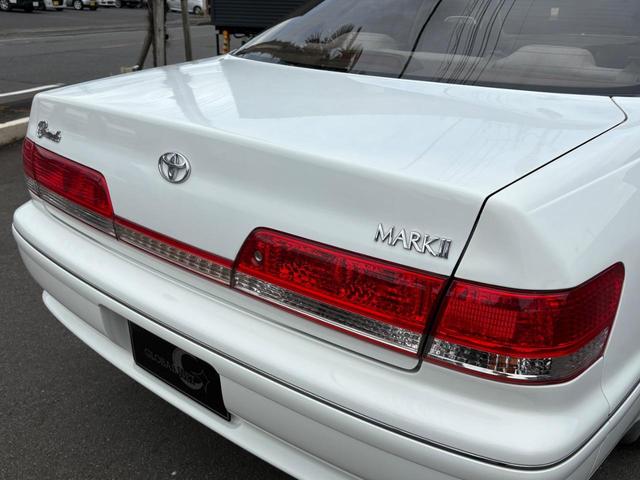 マークII グランデ■後期型■純正５速マニュアル■修復歴無し　■マークＩＩグランデトラント純正１５ＡＷ■１Ｇエンジン■パワーシート■ＥＴＣ■純正ＣＤデッキ■キーレス■ウッド調コンビハンドル■スペアタイヤ有り（23枚目）