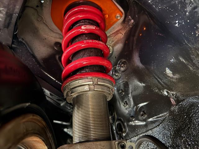 ＷＲＸ ＳＴＩ ＳＴＩ　タイプＳ■純正６速ＭＴ■禁煙車■大型リアスポイラー　■ＳＴＩエアロ■レカロシート■フジツボ２本出しマフラー■４ＷＤ■ターボ■純正１８インチアルミ■ブレンボ製キャリパー■ハーフレザーシート■カロッツェリアナビ■バックカメラ■ＥＴＣ■車高調（16枚目）