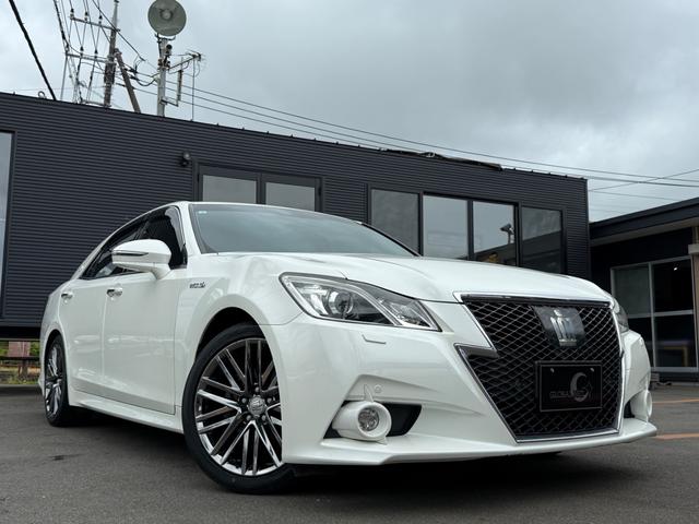 クラウンハイブリッド アスリートＧ■サンルーフ■黒本革シート■メーカー純正ナビ　■アドバンストパッケージ■純正オプションスパッタリング１８インチアルミ■電動サンシェード■シートヒーター／クーラー■パワーシート■バックカメラ■ＥＴＣ■コーナーセンサー■パワーシート■ＨＩＤライト（19枚目）