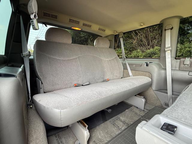 シボレーアストロ ＬＳ■ディーラー車■２ＷＤ■フルオリジナル■８人乗り　■左ハンドル■カロッツェリアナビ／モニター■バックカメラ■ＥＴＣ■純正１５インチアルミ■ホワイトレタータイヤ■Ｂｌｕｅｔｏｏｔｈ■ＤＶＤ■ＴＶ■色替え（32枚目）