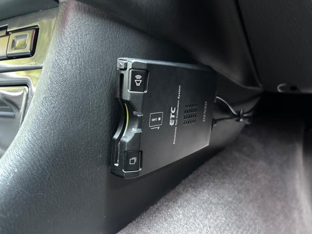 ステージア ２５ｔ　ＲＳ　Ｖエアロパッケージターボ■公認載せ替え５速ＭＴ　■後期型■ＲＢ２５ＤＥＴターボ■サンルーフ■純正オプションエアロ■純正オプションルーフスポイラー■タイミングベルト交換歴有り■ＨＫＳマフラー■ＲＡＹＳ１８インチＡＷ■車高調■ＨＩＤヘッドライト■ＥＴＣ（15枚目）