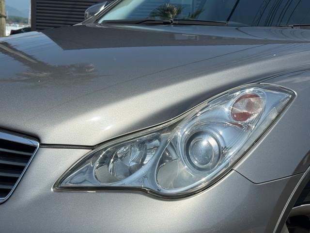 スカイラインクロスオーバー ３７０ＧＴタイプＰ■サンルーフ■アラウンドビューモニター■　３３０馬力■７速ＡＴ■ルーフレール■本革シート■メーカー純正ナビ■超高音エキゾテックジャパンマフラー■ＢＯＳＥサウンドシステム■シートヒーター■リア電動格納シート■ＥＴＣ■ブルートゥース／ＵＳＢ■（14枚目）