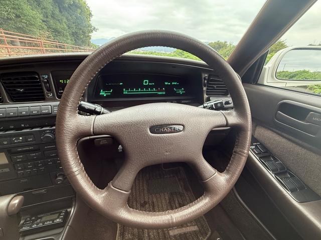 チェイサー アバンテロードリー■特別仕様車■デジタルメーター■ワンオーナ　■オリジナル■後期型■純正ビックバンパー■走行管理システム確認済８５０００ＫＭ■修復歴なし■０４９ホワイトパールマイカ■（22枚目）