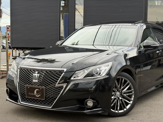 クラウン アスリートＧ■サンルーフ■黒本革シート■メーカー純正ナビ　■純正スパッタリング１８インチアルミ■全席イージークロージャー■ＨＩＤヘッドライト■ＬＥＤフォグランプ■３５００ＣＣ■シートヒーター／クーラー■電動リアサンシェード■電動チルト■パドルシフト■ＥＴＣ（2枚目）