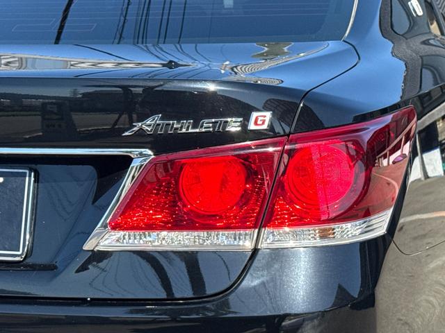 クラウン アスリートＧ■サンルーフ■黒本革シート■メーカー純正ナビ　■アドバントパッケージ■プレミアムサウンド■純正スパッタリング１８インチアルミ■全席イージークロージャー■シートヒーター／クーラー■電動リアサンシェード■電動チルト■パドルシフト■ＥＴＣ（12枚目）