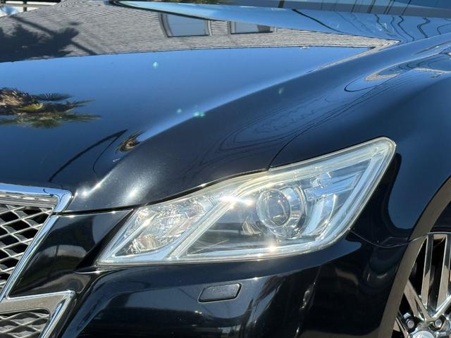 クラウン アスリートＧ■サンルーフ■黒本革シート■メーカー純正ナビ　■アドバントパッケージ■プレミアムサウンド■純正スパッタリング１８インチアルミ■全席イージークロージャー■シートヒーター／クーラー■電動リアサンシェード■電動チルト■パドルシフト■ＥＴＣ（22枚目）