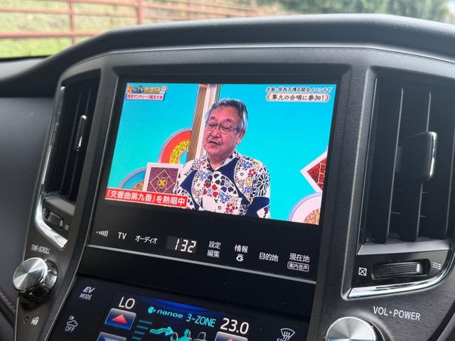 クラウンマジェスタ Ｆバージョン■サンルーフ■黒本革シート■モデリスタフルエアロ　■メーカー純正ナビ■アラウンドビューモニター■プレミアムサウンド■純正オプション１８インチアルミ■プリクラ■レーダクルーズコントロール■ＢＳＭ■ＬＥＤヘッド／フォグ■電動リアサンシェード■ＥＴＣ（41枚目）