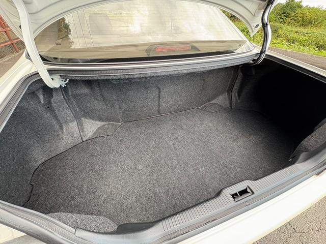 クレスタ エクシード プレミアムエディション■4万キロ■修復歴無し ■後期型■1G-FE■フルオリジナル■スーパーホワイトパールマイカ(051)■HIDヘッドライト■パワーシート■ウッドコンビハンドル■木目調パネル■CD■フロントフォグランプ■オートライト(18枚目)